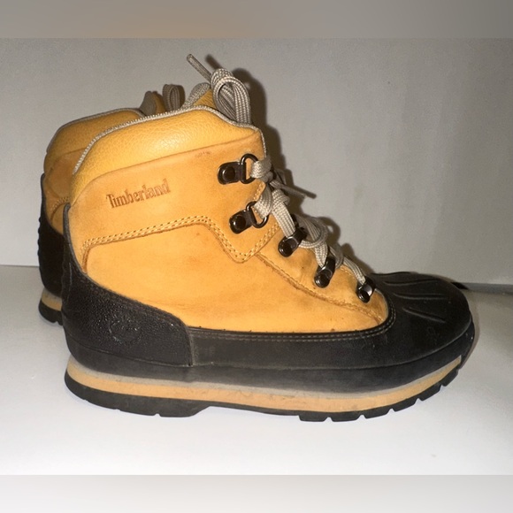 Timberland Other - Timberland Youth Euro Hiker Shell toe Boot Wheat Nubuck Boot Boys Size 6 Tan